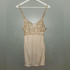 Vintage 1970s Nude Beige Fitted Nylon Slip Dress by Wondermaid